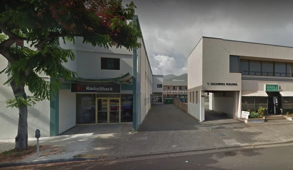 Radio Shack storefront in Honolulu, Hawai'i